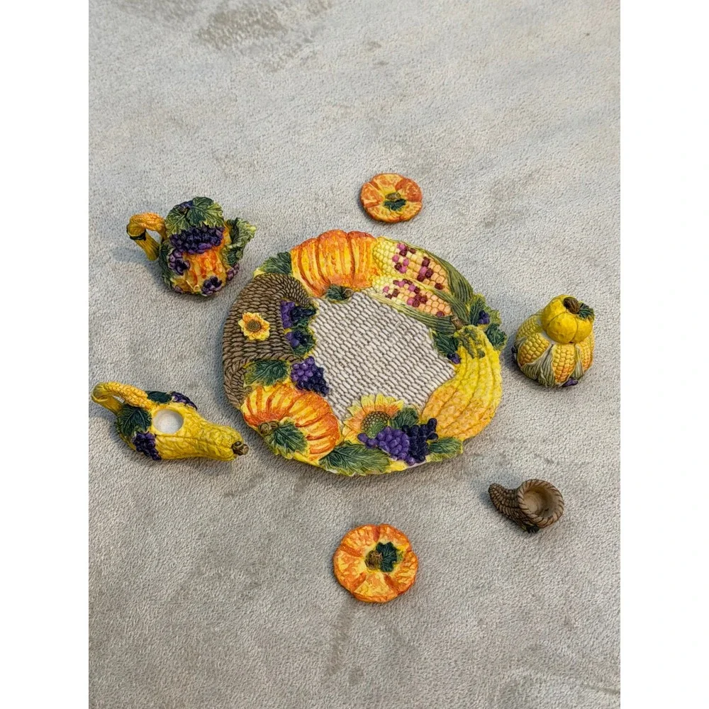 Popular Imports decor miniature